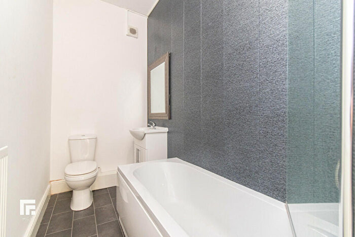 1 Bedroom Flat To Rent In Windsor Road, Penarth, CF64