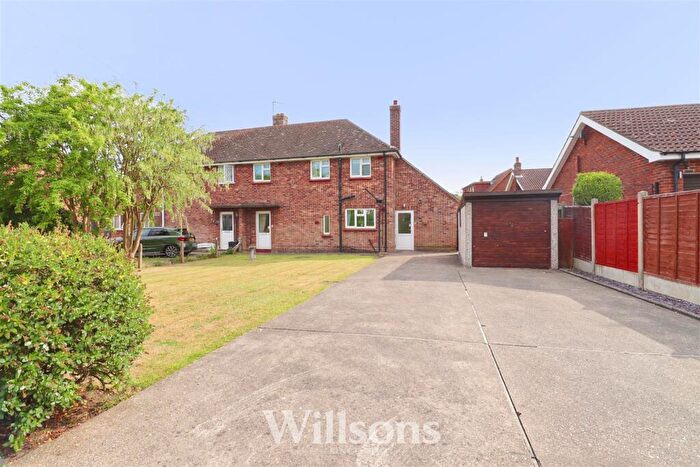 3 Bedroom Semi-Detached House For Sale In Parsons Lane, Alford, LN13