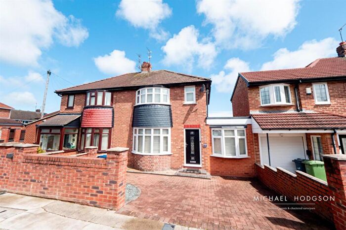 3 Bedroom House For Sale In Marina Avenue, Fulwell, Sunderland, SR6
