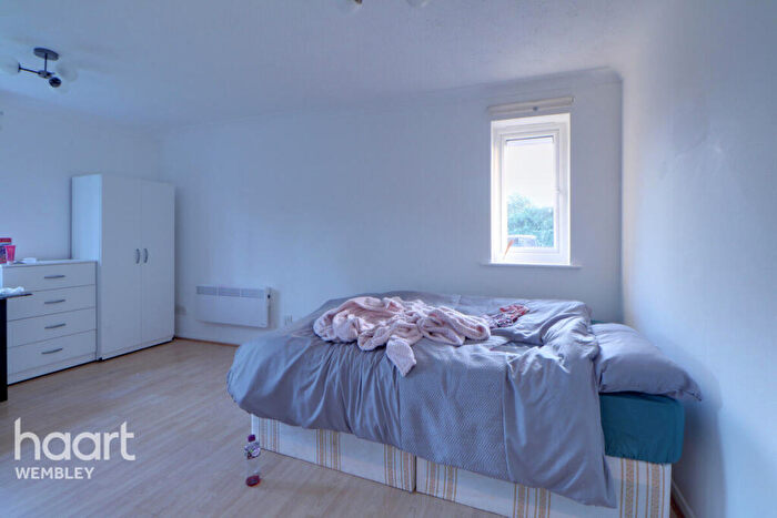 1 Bedroom Apartment For Sale In Alperton, HA0