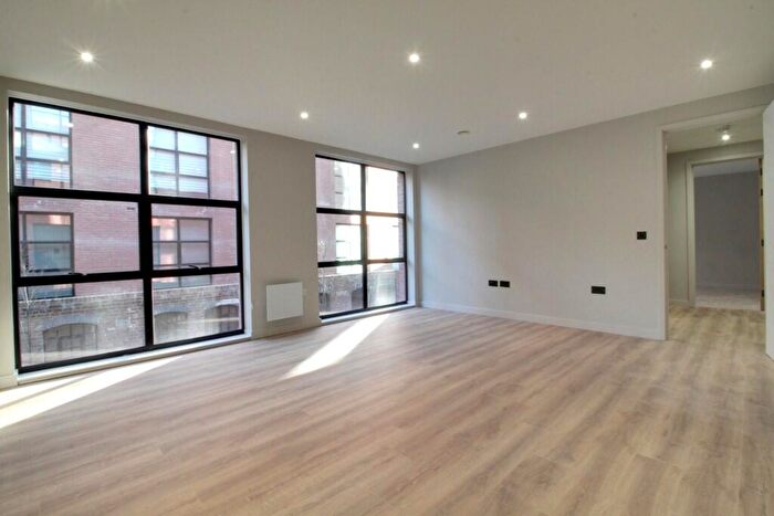 1 Bedroom Apartment To Rent In Pressworks, - Northwood Street, Jewellery Quarter, B3