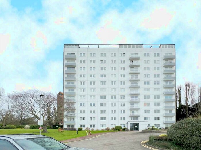 2 Bedroom Flat To Rent In Eaton Drive, Kingston Upon Thames, KT2