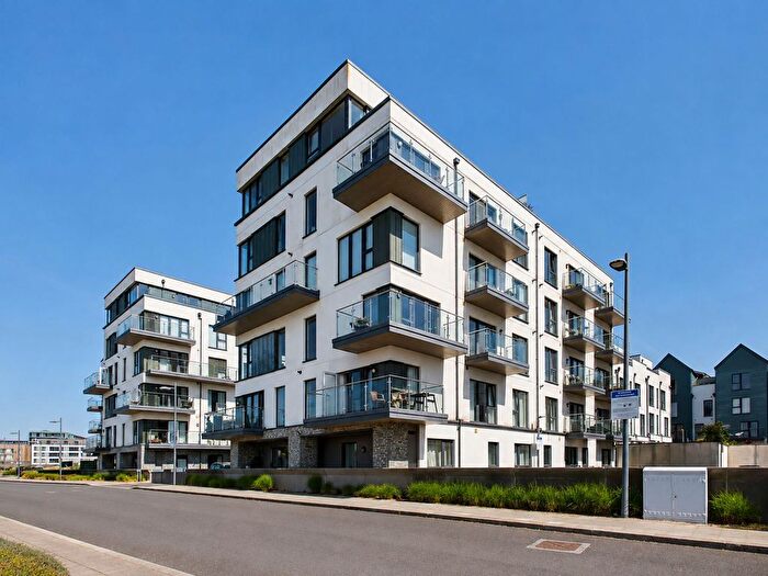 2 Bedroom Flat For Sale In Fin Street, Plymouth, PL1