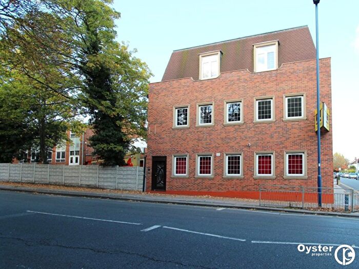 2 Bedroom Flat To Rent In High Street, Bel Air Court, HA8