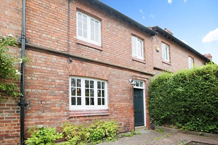 2 Bedroom Terraced House To Rent In Overleigh Road, Chester, CH4