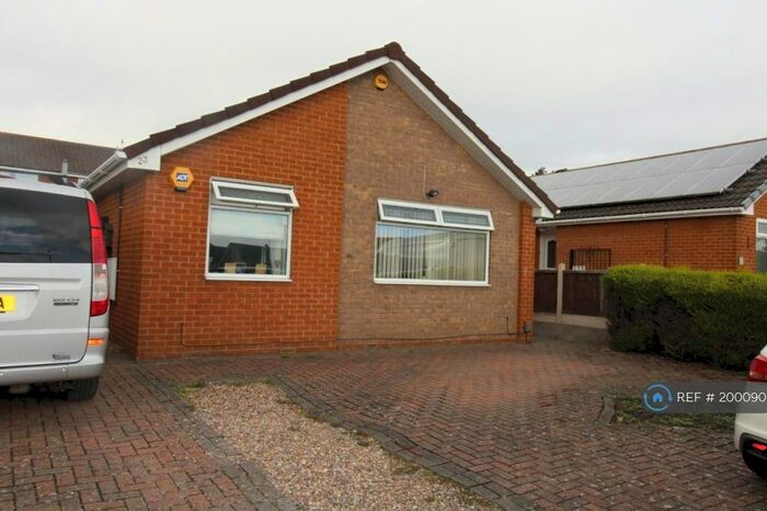 3 Bedroom Bungalow To Rent In Pimlico Avenue, Bramcote, Nottingham, NG9