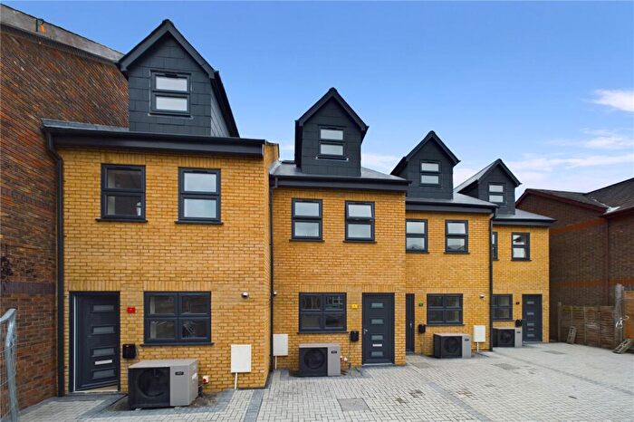 3 Bedroom End Of Terrace House For Sale In Palmerston Road, Sutton, SM1