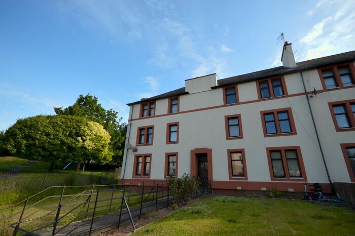 1 Bedroom Flat To Rent In Moncur Crescent, Coldside, Dundee, DD3