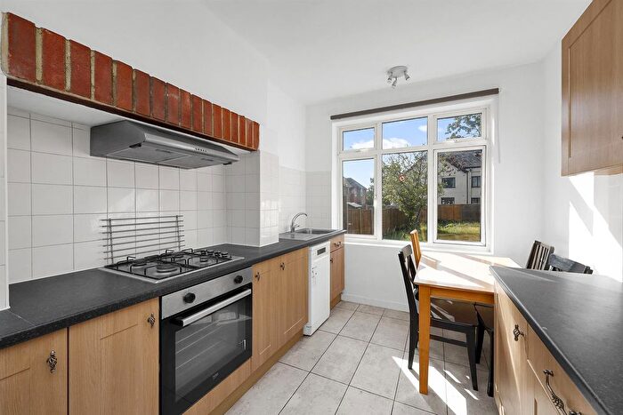 4 Bedroom Semi-Detached House To Rent In Hanover Road, Kensal Rise, NW10