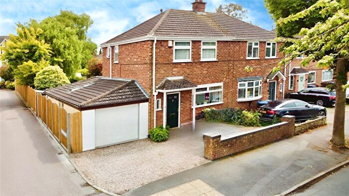3 Bedroom Semi-Detached House For Sale In Newstead Avenue, Burbage, Hinckley, Leicestershire, LE10
