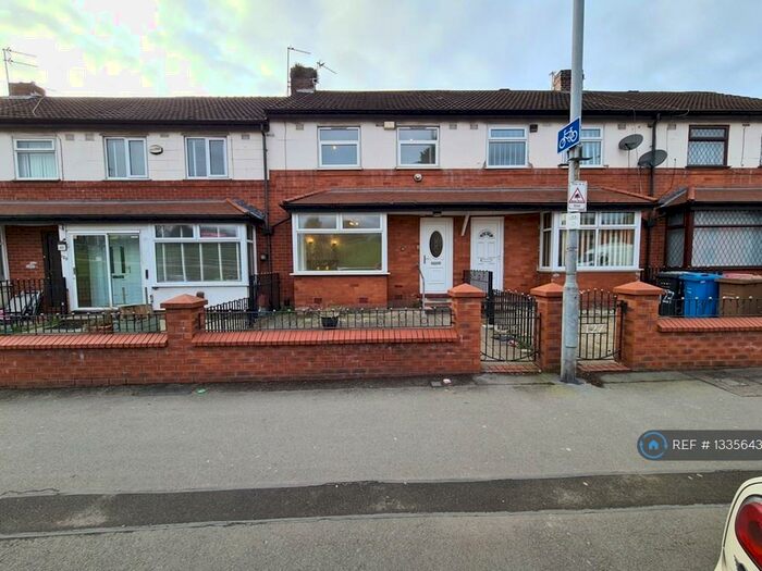 3 Bedroom Terraced House To Rent In Langworthy Road, Salford, M6