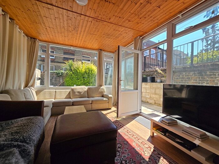 4 Bedroom Terraced House To Rent In Ashvale Road, Tooting Broadway, SW17