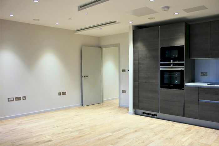 2 Bedroom Flat To Rent In Onyx Apartment, Camley Street, London, N1C