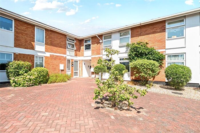 1 Bedroom Flat For Sale In Churchill Drive, Crediton, Devon, EX17