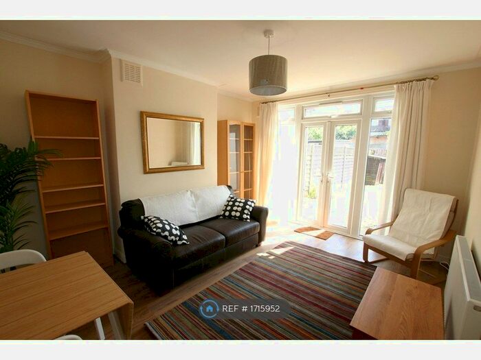 2 Bedroom Flat To Rent In London, London, HA9