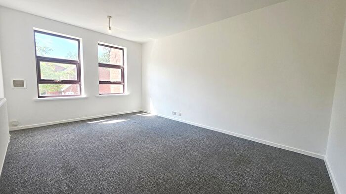2 Bedroom Maisonette To Rent In Verbena Close, West Drayton, UB7