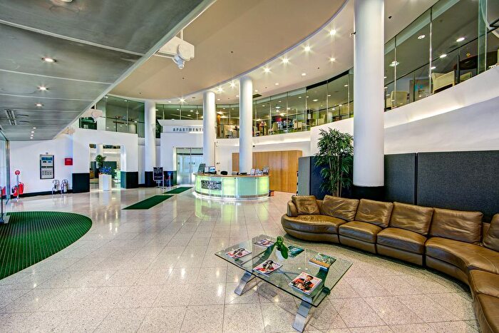 2 Bedroom Flat To Rent In Cromwell Road, London, SW7