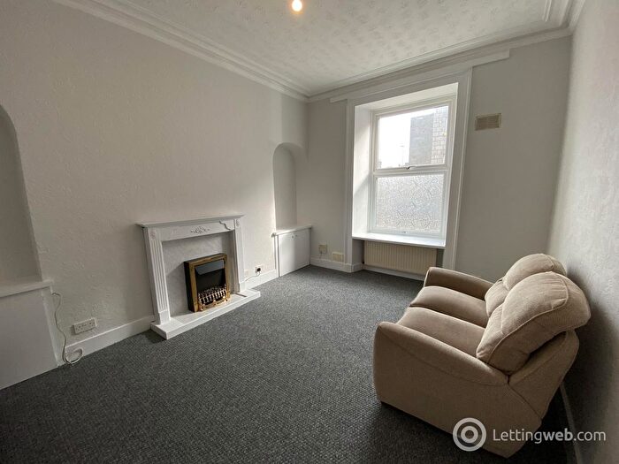 2 Bedroom Flat To Rent In Kintore Place, Aberdeen, AB25