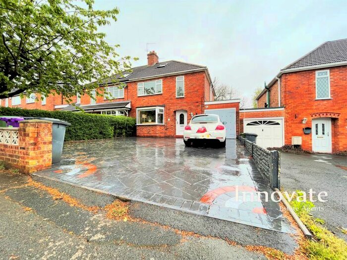 3 Bedroom Semi-Detached House To Rent In Springhill Grove, Wolverhampton, WV4