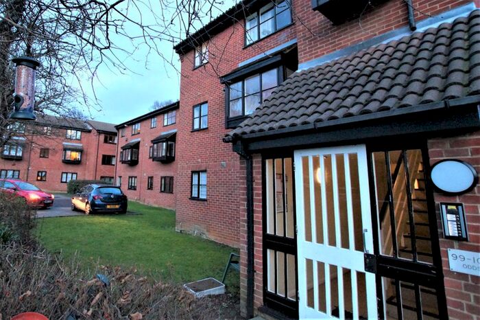 Studio To Rent In Gladbeck Way, Enfield, EN2