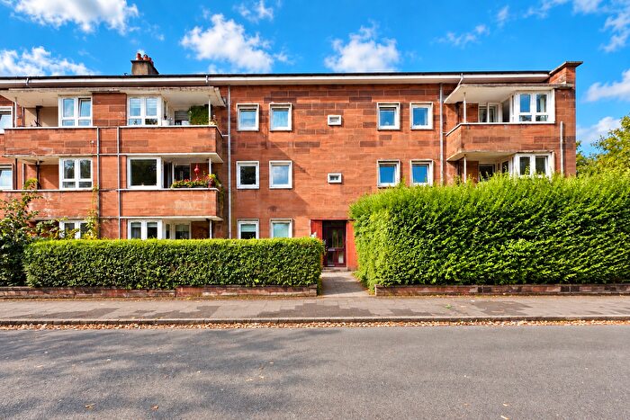 3 Bedroom Flat For Sale In Sannox Gardens, Dennistoun, Glasgow, G31