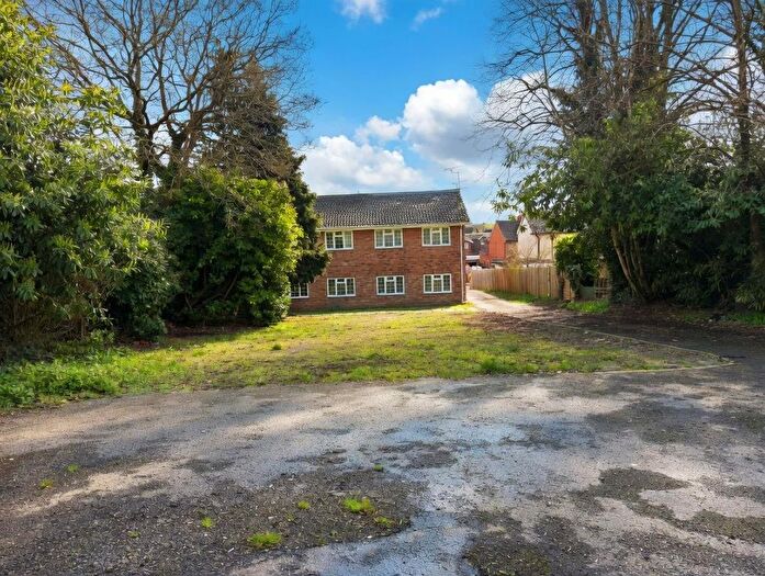 2 Bedroom Flat To Rent In Connaught Road, Fleet, GU51