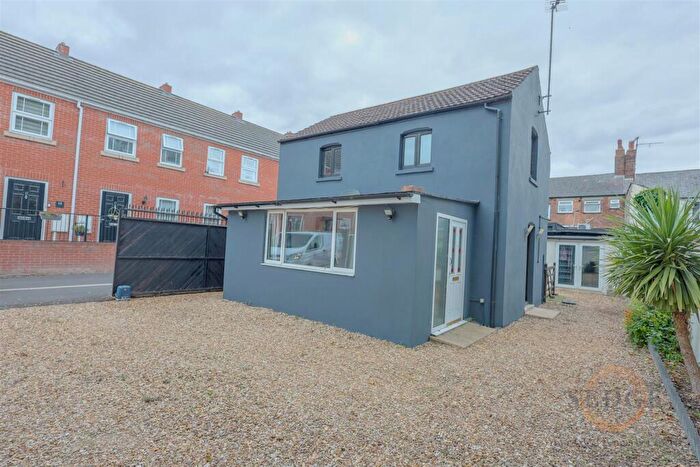 3 Bedroom Detached House To Rent In Winsover Road, Spalding, PE11