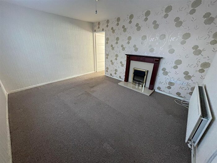 3 Bedroom Semi-Detached House For Sale In Causey View, Stanley, DH9