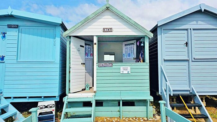 Chalet For Sale In Southcliff, Walton-on-the-Naze, CO14