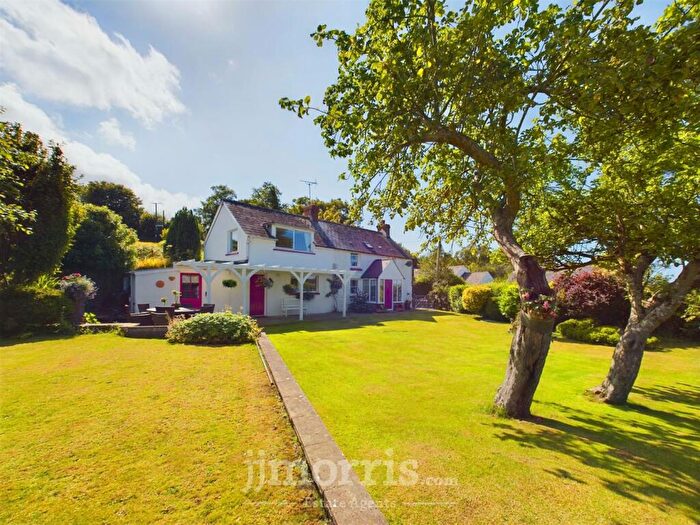 4 Bedroom Detached House For Sale In Moylegrove, Cardigan, SA43