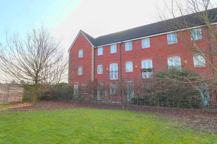 3 Bedroom Property To Rent In Felton Close, The Crossings, Stafford, ST17