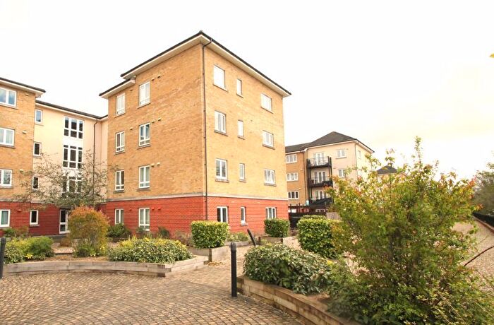 3 Bedroom Flat To Rent In Tadros Court, High Wycombe, HP13