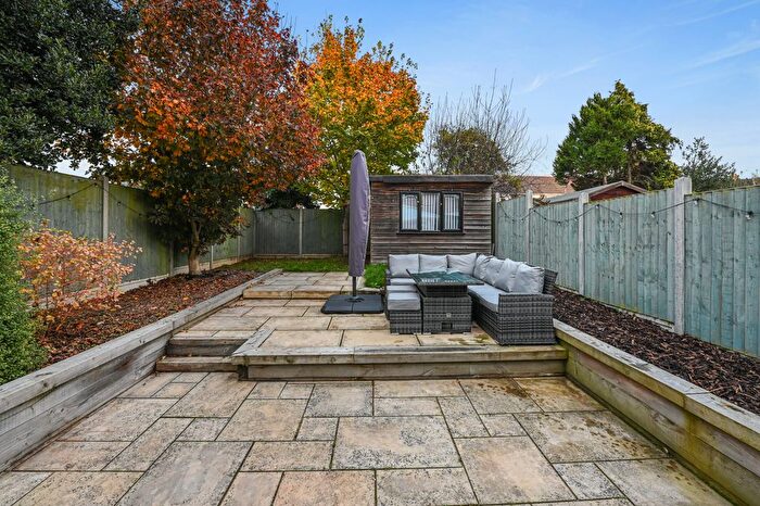 3 Bedroom End Of Terrace House For Sale In Lucas Avenue, Chelmsford, Essex, CM2