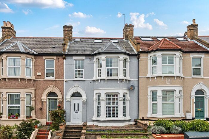 5 Bedroom Terraced House For Sale In Fordel Road, London, SE6