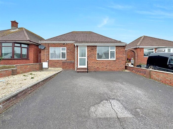 3 Bedroom Detached Bungalow For Sale In Benville Road, Weymouth, DT4
