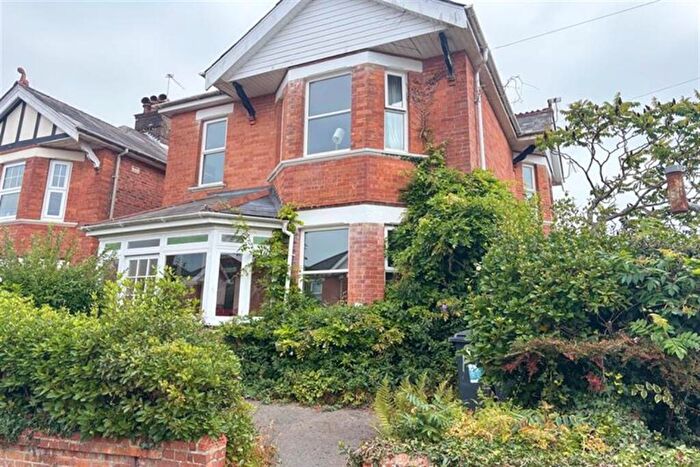 5 Bedroom House To Rent In Bedroom Detached House In Winton, BH9