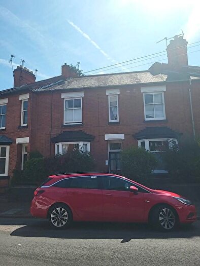 3 Bedroom Terraced House For Sale In Dulverton Road, Leicester, Leicestershire, LE3