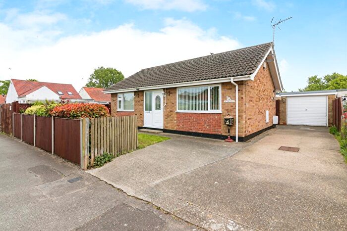 2 Bedroom Detached Bungalow For Sale In Edgerton Road, Lowestoft, NR33