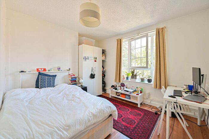 2 Bedroom Flat For Sale In Weston Street, London Bridge, London, SE1