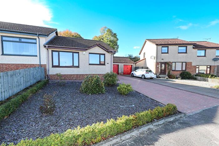 2 Bedroom Semi-Detached Bungalow For Sale In Ramsay Gardens, Leslie, KY6