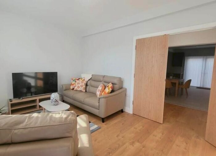 4 Bedroom Terraced House To Rent In Garden City, Edgware, Middlesex, HA8