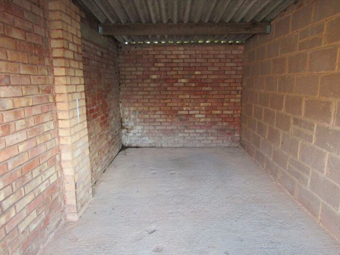 Garage / Parking To Rent In Sargent Close, Exeter, EX1