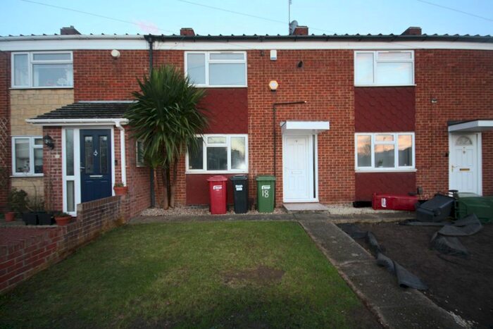 2 Bedroom Property To Rent In Minster Way, Slough SL3