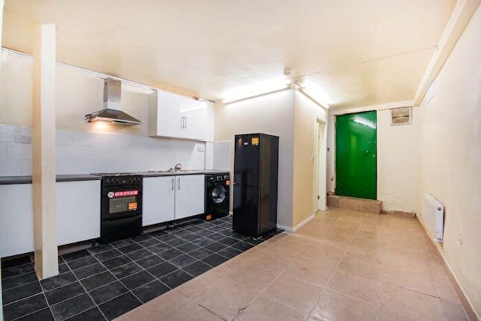 1 Bedroom Flat To Rent In High Street, Croydon, CR0