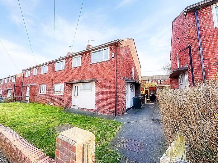 2 Bedroom Apartment For Sale In Barnstaple Road, North Shields, NE29