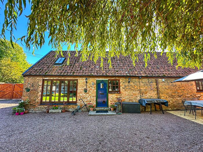 3 Bedroom Barn Conversion For Sale In White Street, Ham, Taunton, Somerset, TA3