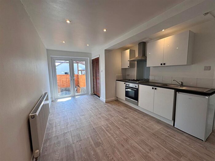 1 Bedroom Flat To Rent In Kellaway Avenue, Bristol, BS6