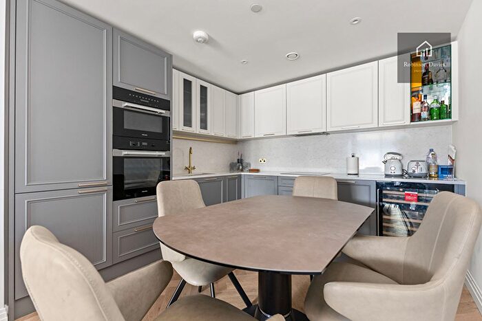 2 Bedroom Flat To Rent In Bridgewater Avenue, London, SW6