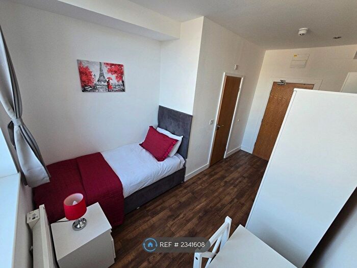 Studio To Rent In The Webberley, Stoke-On-Trent, ST1