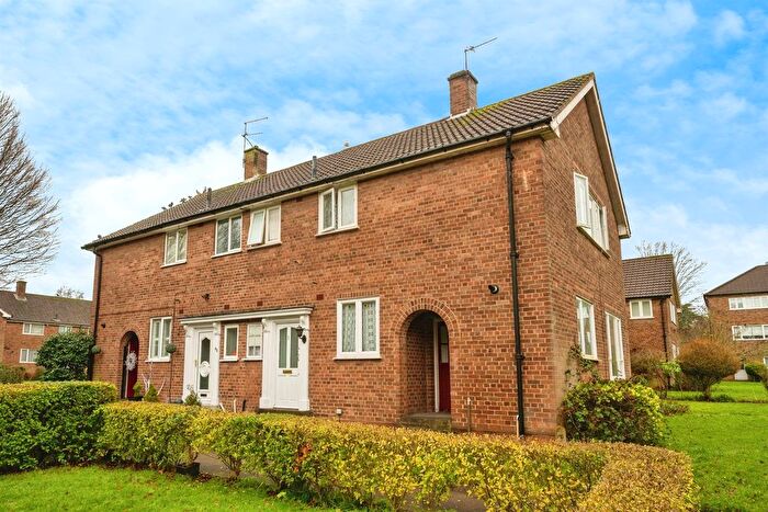 3 Bedroom End Terrace House For Sale In West Drive, Birmingham, B5